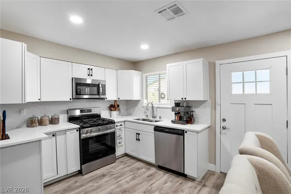 $389,500 | 445 Concord Way, Henderson, NV 89015