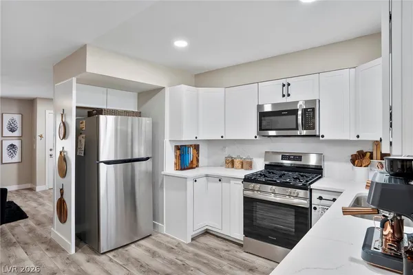 $389,500 | 445 Concord Way, Henderson, NV 89015