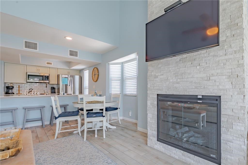 2292 North Fulton Beach Road, Unit 405 Rockport, TX 78382 - Photo 6 of 40