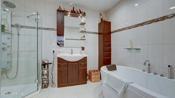 $625,000 | 184 Old Orchard Lane, Asbury Park, NJ 07712