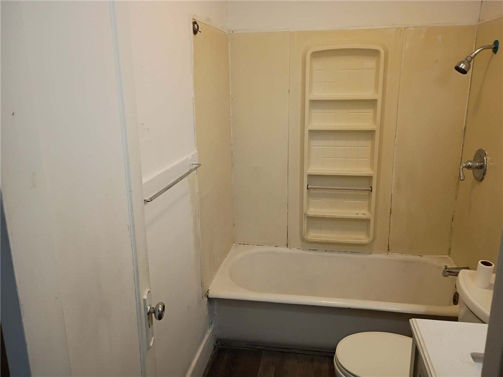 138 South 18th Street Decatur, IL 62521 - Photo 15 of 30 Gallery Image 15