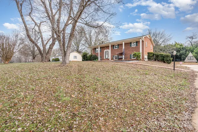 $355,000 | 2128 23rd St Court Northeast, Unit 2, Hickory, NC 28601