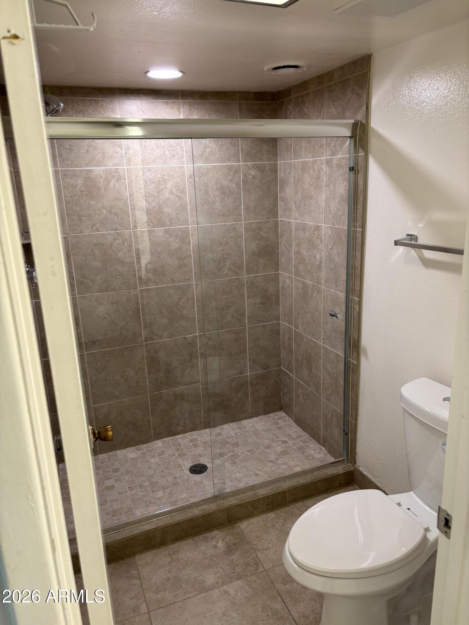 4111 East Camelback Road, Unit 17 Phoenix, AZ 85018 - Photo 12 of 20