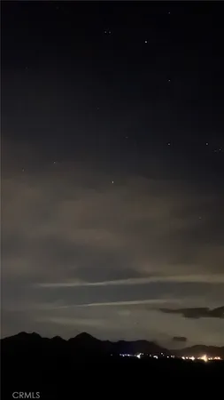 a view of a sky view