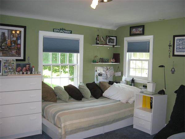 11 Princeton Road Wellesley, MA 02482 - Photo 16 of 22 a bedroom with a bed and a window