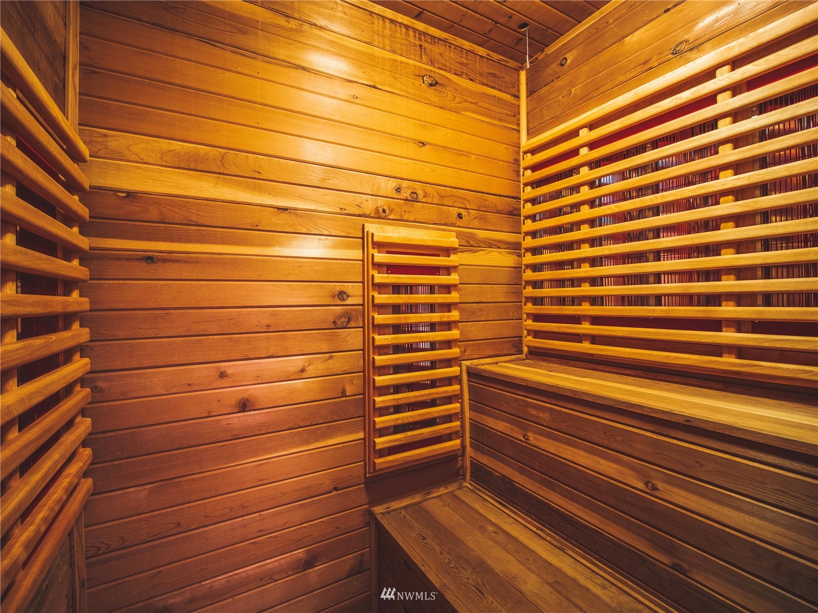11549 Rd E Southwest Royal City, WA 99357 - Photo 20 of 30 a bathroom with a shower and a sink