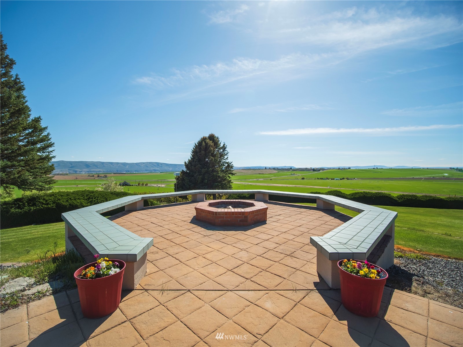 11549 Rd E Southwest Royal City, WA 99357 - Photo 26 of 30 a view of a roof deck with furniture
