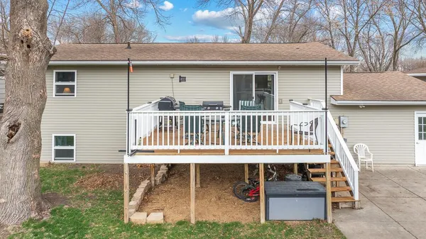 $215,000 | 902 Birch Street, Marshall, MN 56258
