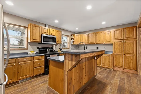 $215,000 | 902 Birch Street, Marshall, MN 56258