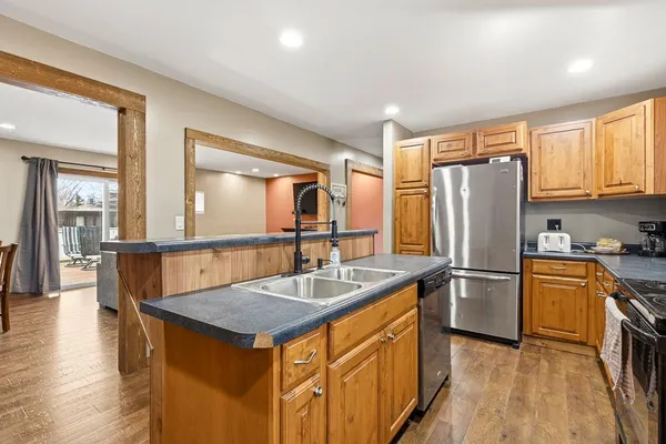 $215,000 | 902 Birch Street, Marshall, MN 56258