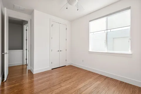 $725,000 | 1801 East 2nd Street, Unit 9, Austin, TX 78702