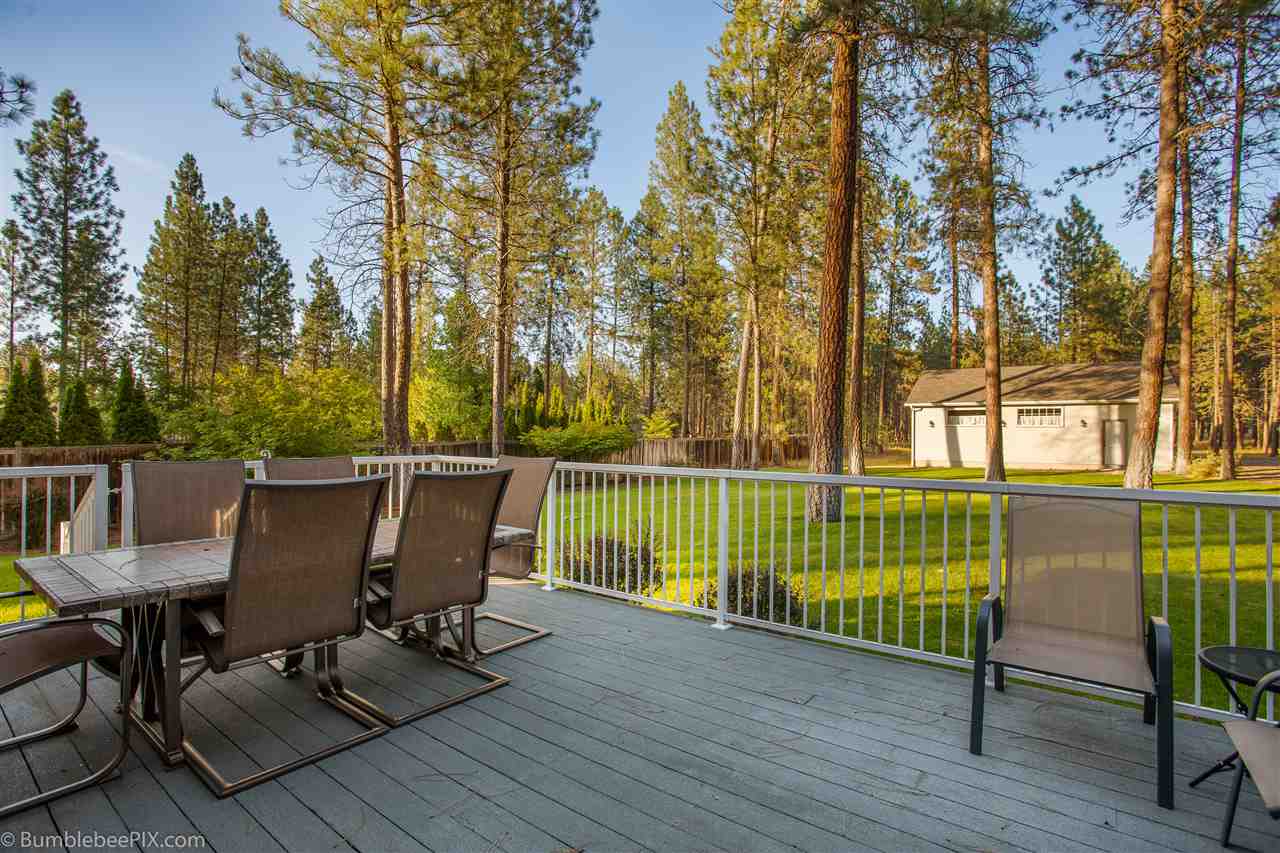 2711 East Oxbow Road Colbert, WA 99005 - Photo 2 of 20