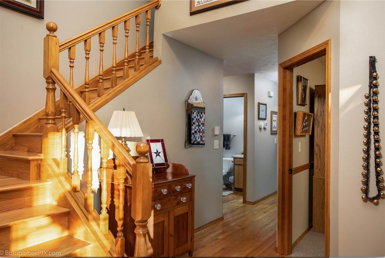 2711 East Oxbow Road Colbert, WA 99005 - Photo 3 of 20