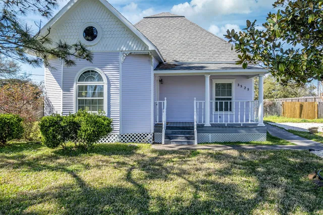 $335,000 | 3525 Bridgette Lane, Mont Belvieu, TX 77523