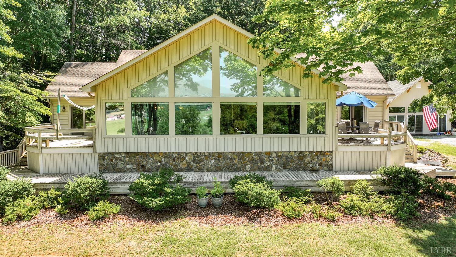 1361 Hurricane Creek Road Goode, VA 24556 - Photo 29 of 86