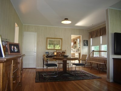 79 Roberts Road Inverness, IL 60067 - Photo 4 of 20