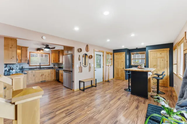 $284,900 | 19434 Pirz Lake Road, Paynesville, MN 56362