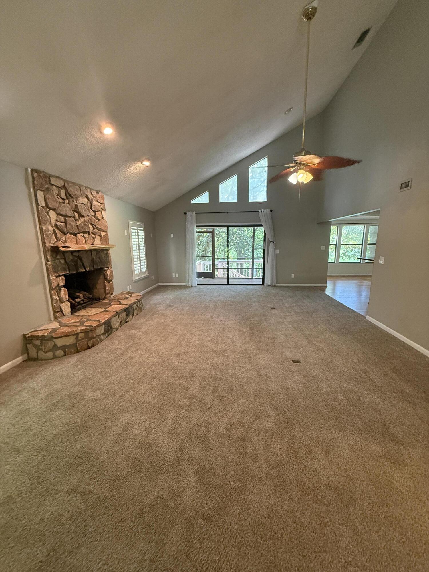504 Main Street Destin, FL 32541 - Photo 11 of 25 a view of livingroom with window and fireplace