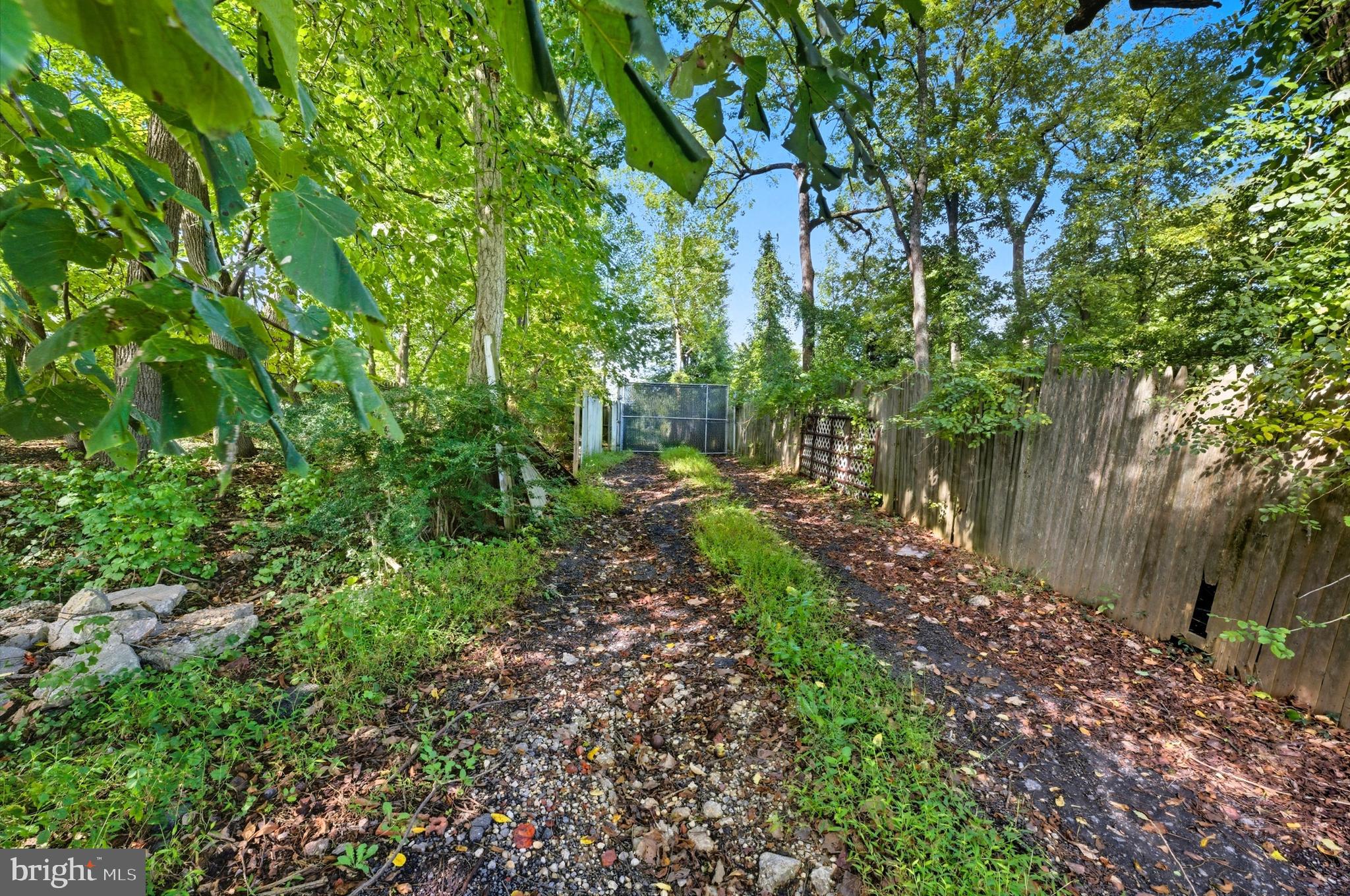 9310 Crandall Road Lanham, MD 20706 - Photo 6 of 45