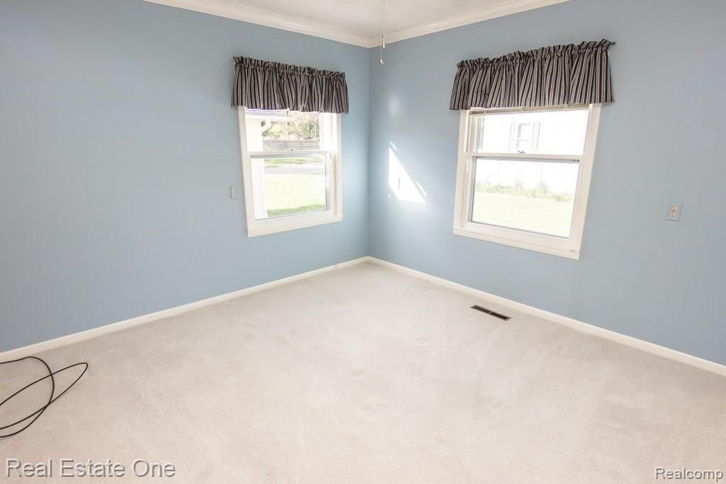 4696 Spring Street Hadley, MI 48440 - Photo 15 of 17