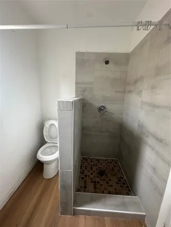 a bathroom with a toilet