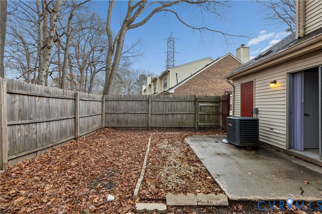 377 Kinsmen Way Hampton, VA 23666 - Photo 27 of 30