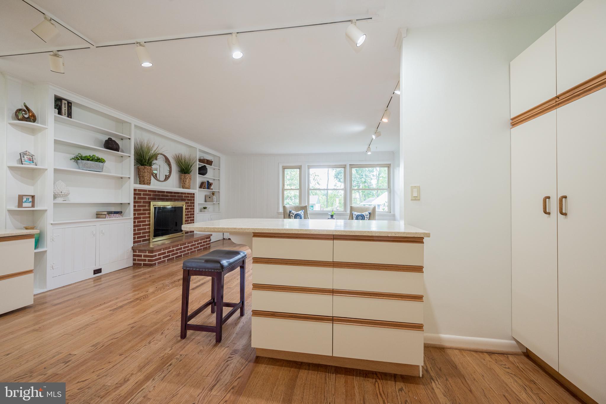 217 Cheltenham Road Newark, DE 19711 - Photo 20 of 53 Lots of Natural Light