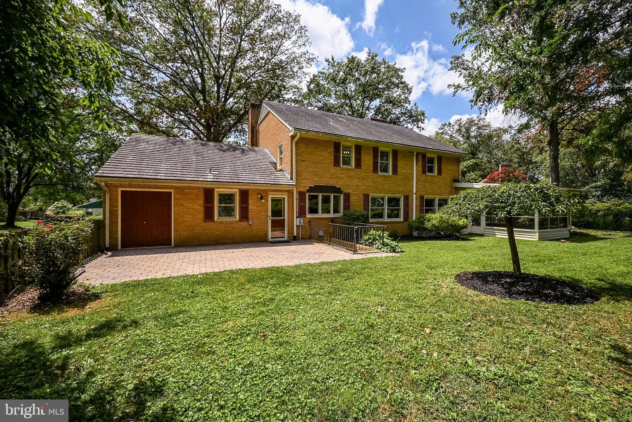 217 Cheltenham Road Newark, DE 19711 - Photo 3 of 53 Back Yard Patio