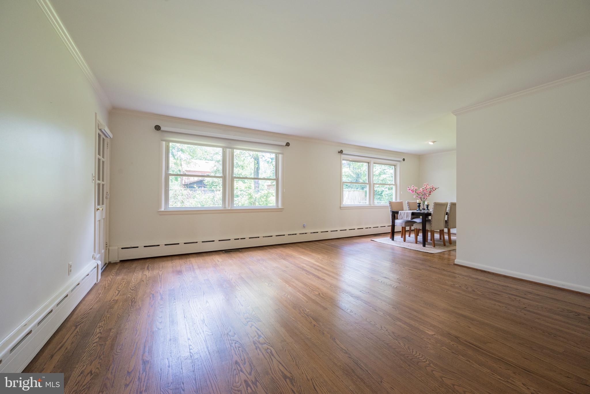 217 Cheltenham Road Newark, DE 19711 - Photo 27 of 53 Living Room with Fireplace
