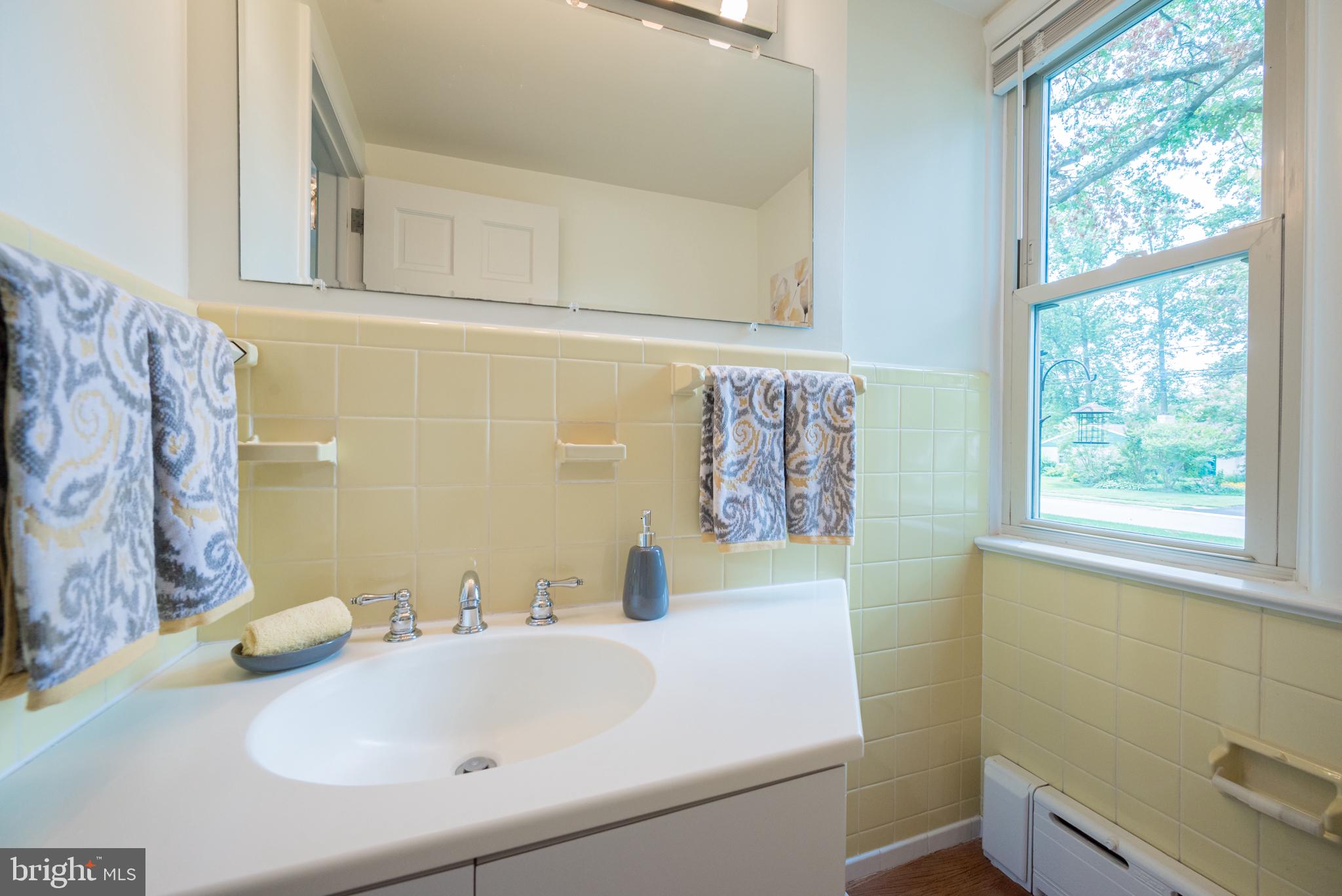 217 Cheltenham Road Newark, DE 19711 - Photo 36 of 53 Half Bath