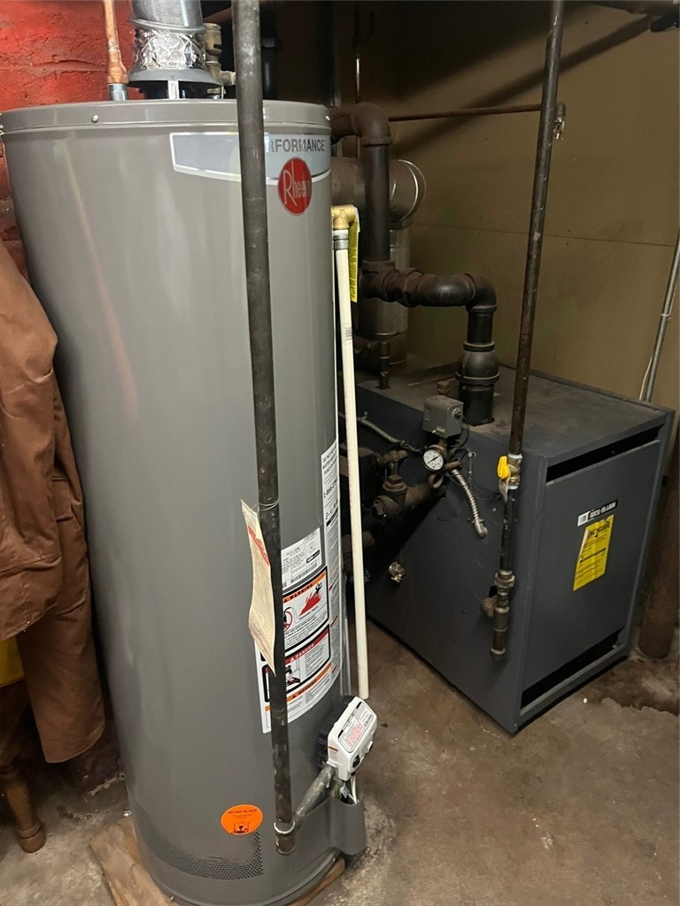 88 Mill Street Cumberland, RI 02864 - Photo 15 of 46