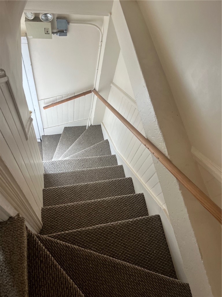 88 Mill Street Cumberland, RI 02864 - Photo 18 of 46