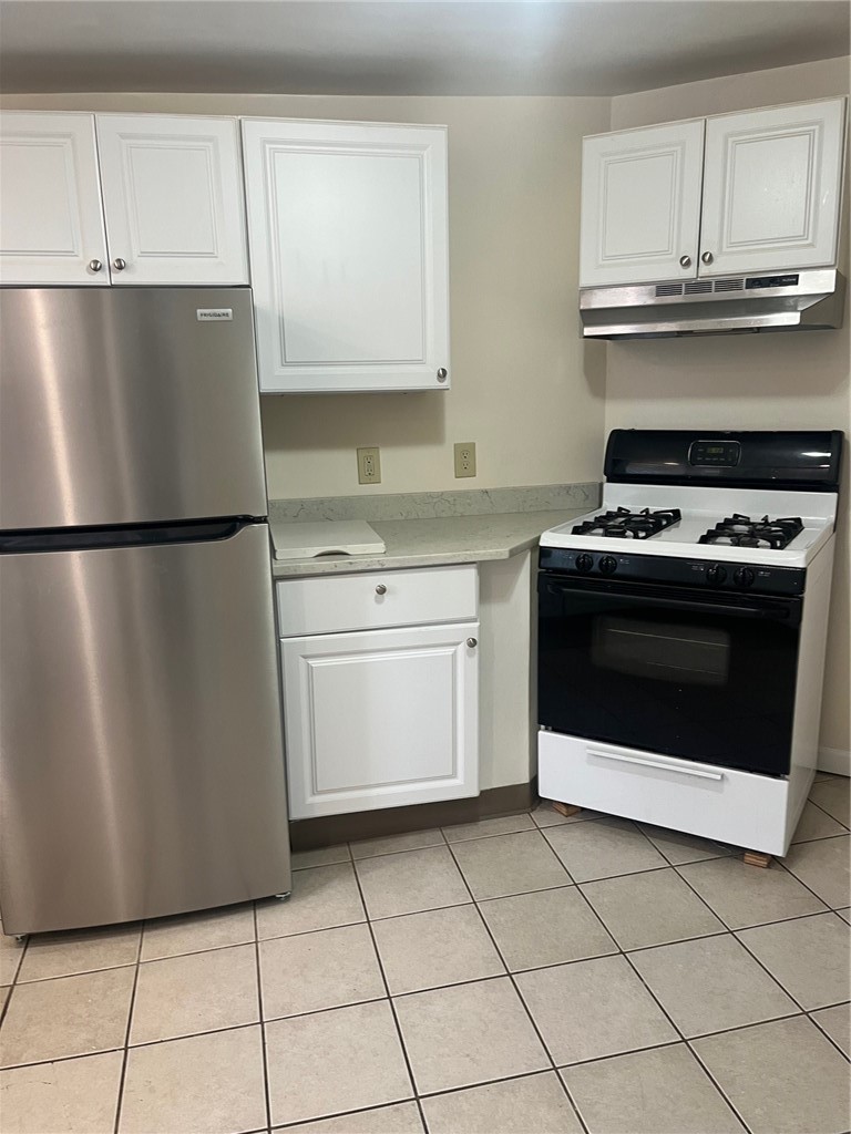 88 Mill Street Cumberland, RI 02864 - Photo 27 of 46