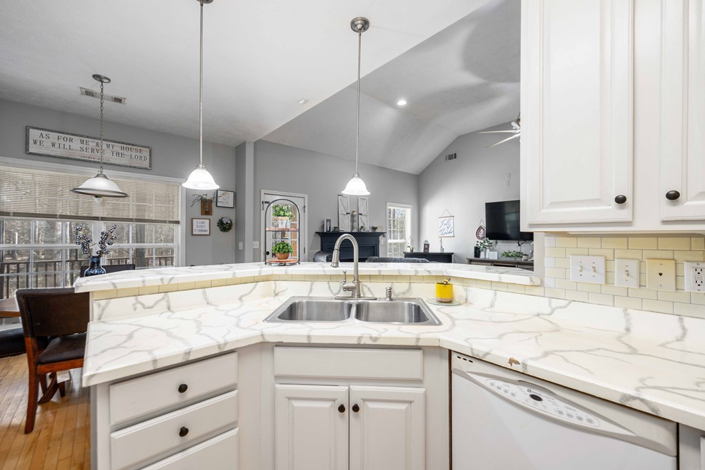 829 Thrash Road LaGrange, GA 30241 - Photo 12 of 52 Gallery Image 12