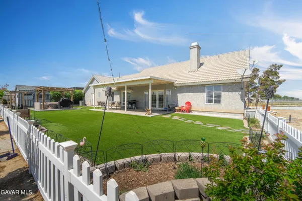 $499,900 | 8016 Avenue D 12 W Lancaster Ca West, Lancaster, CA 93536