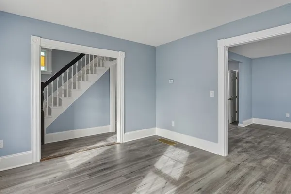 a picture of a park with a floor