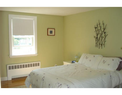 34 Wheelock Road Waltham, MA 02453 - Photo 9 of 14 Gallery Image 9