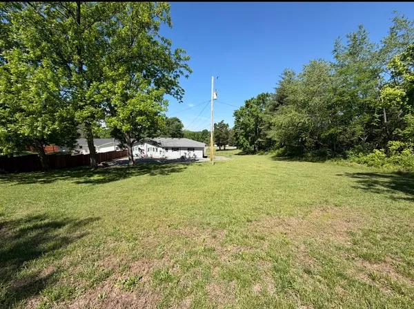$1,595 | 302 A Dobbins Pike, Gallatin, TN 37066