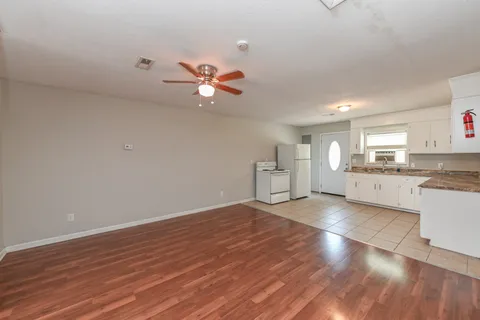 $1,695 | 302 A Dobbins Pike, Gallatin, TN 37066