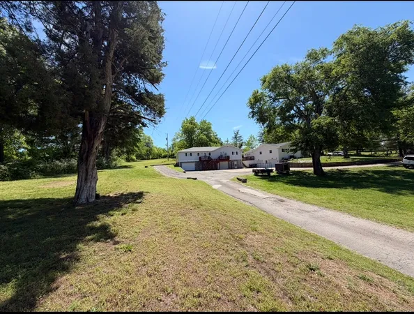 $1,595 | 302 A Dobbins Pike, Gallatin, TN 37066
