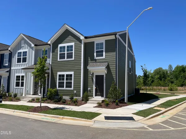 $1,995 | 2421 Hedge Maple Drive, Raleigh, NC 27603