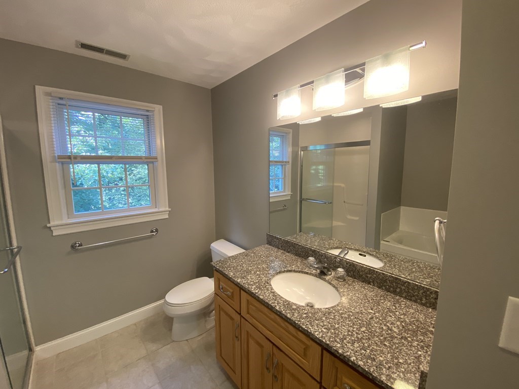 11 Averill Road, Unit 1 Middleton, MA 01949 - Photo 10 of 28 Gallery Image 10