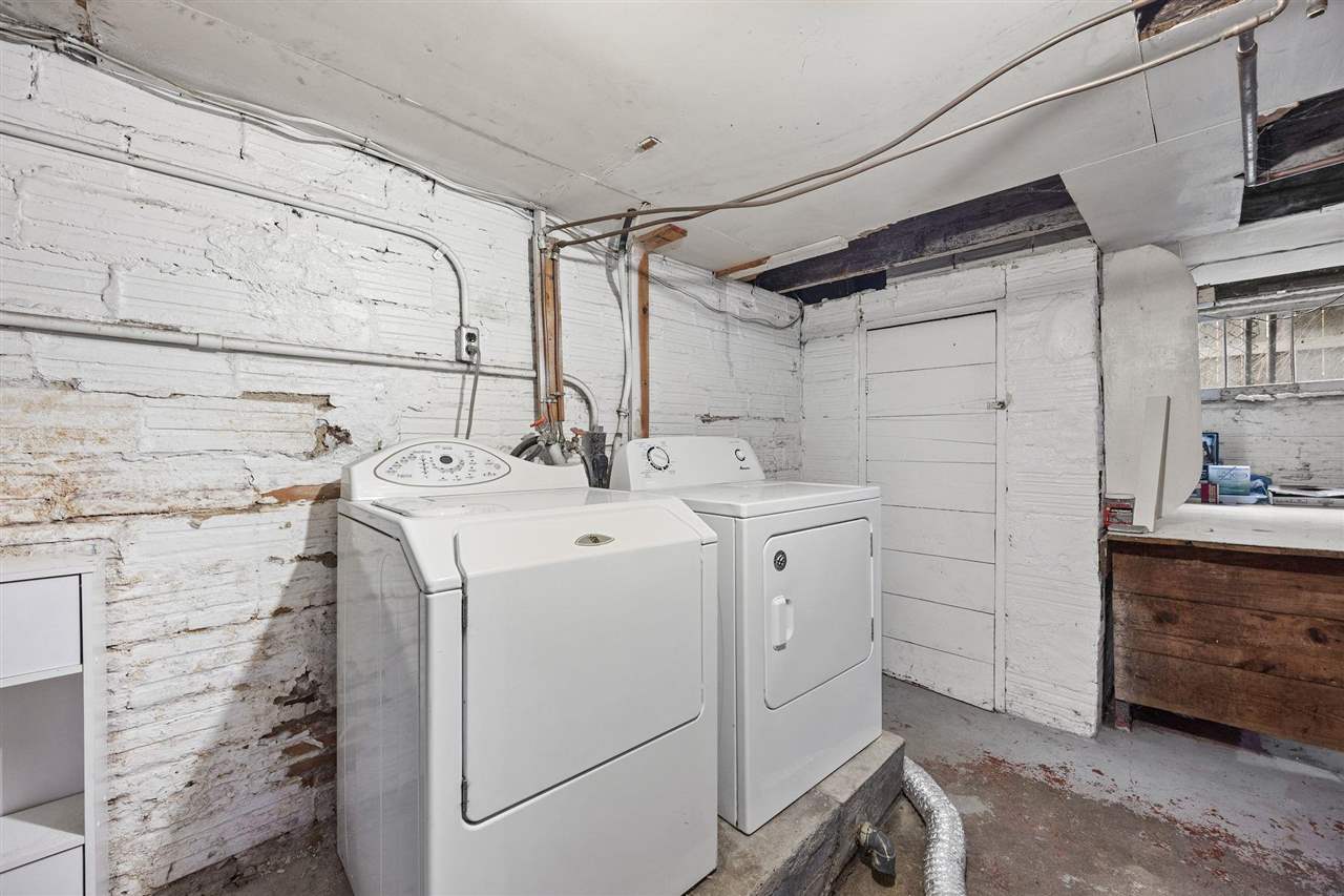849 Center Point Road Northeast Cedar Rapids, IA 52402 - Photo 9 of 9 Gallery Image 9