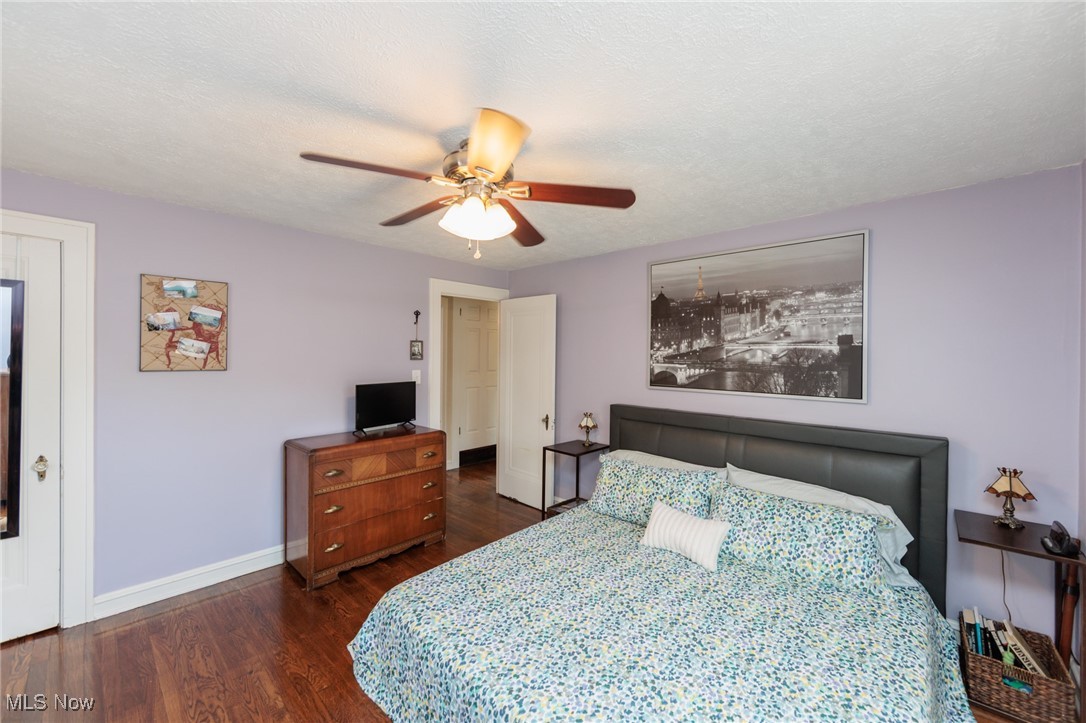 2199 Barrington Road Cleveland, OH 44118 - Photo 34 of 50