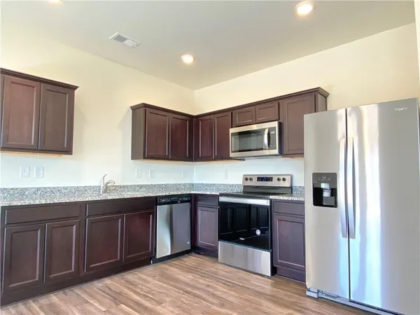 $1,695 | 239 Grand Central Way, Cartersville, GA 30120