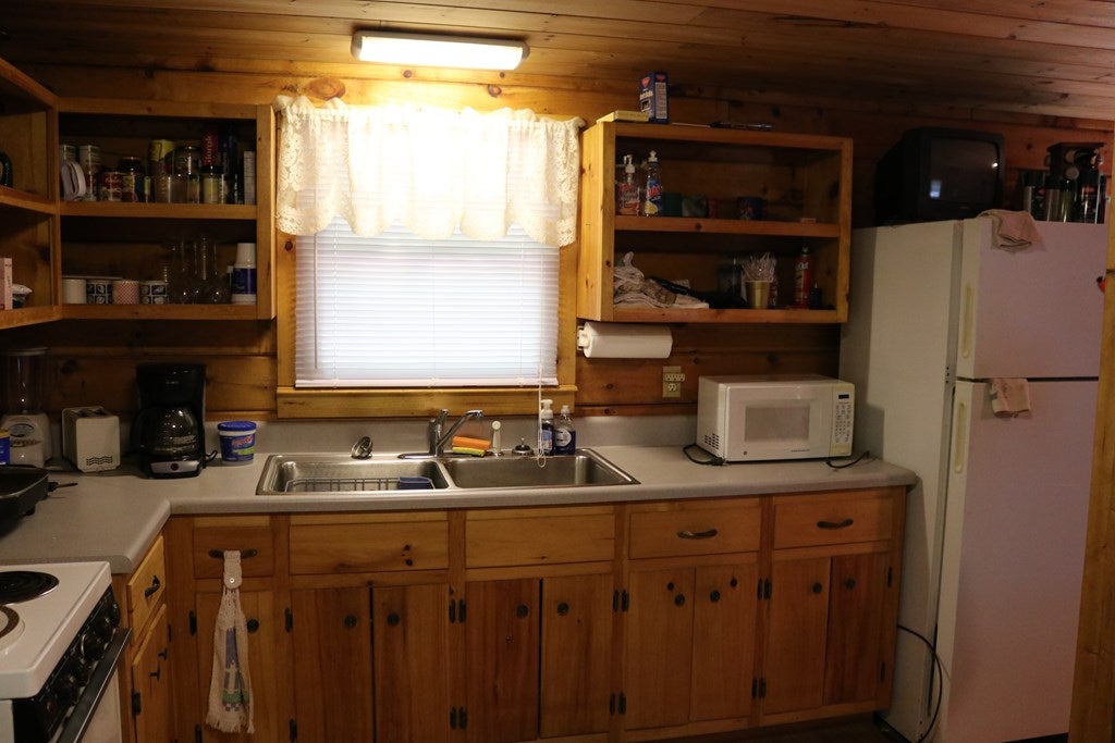 172 Jeffress Road Keysville, VA 23947 - Photo 10 of 27 Gallery Image 10