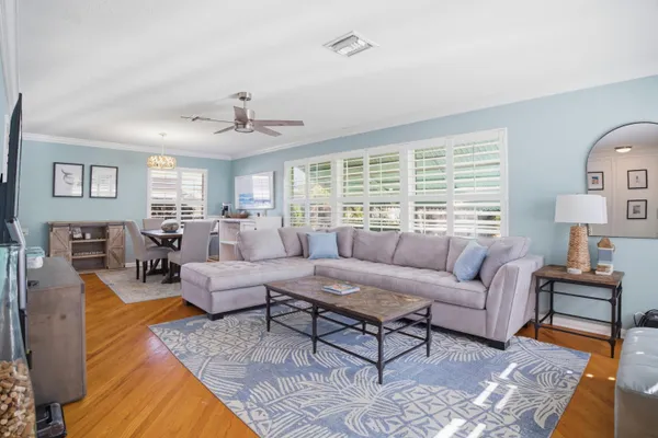 $4,500 | 525 North L Street, Lake Worth Beach, FL 33460