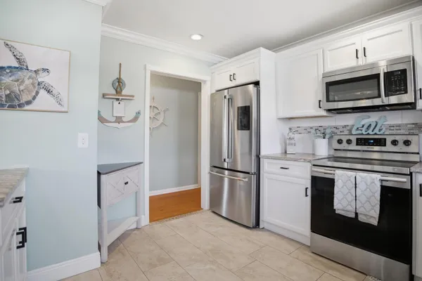 $4,500 | 525 North L Street, Lake Worth Beach, FL 33460