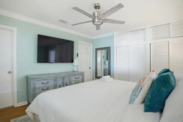 $4,500 | 525 North L Street, Lake Worth Beach, FL 33460