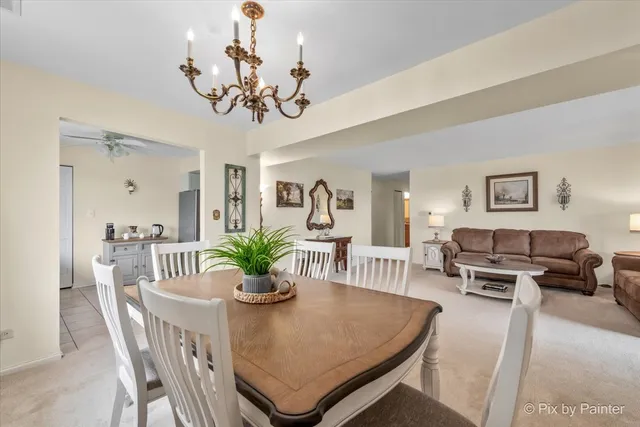 $232,900 | 3350 North Carriageway Drive, Unit 411, Arlington Heights, IL 60004